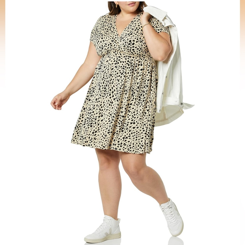 Amazon Essentials Women's Surplice Dress in tan leopard, size XL